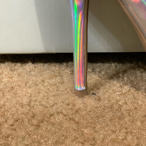 This is the Diva brand, size 6M, open to offers. New. Never worn. - Picture 4 of 7